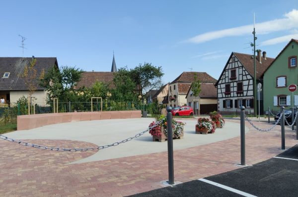 8.Monswiller parking 1 (4).JPG